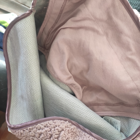 SHERPA HALF-ZIP Pullover - Picture 13 of 13